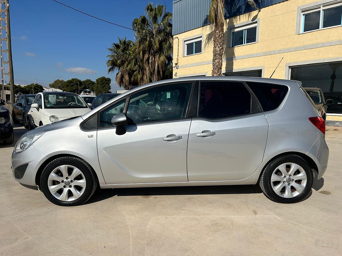 OPEL MERIVA ENJOY 1.4 PETROL SPANISH LHD IN SPAIN 92000 MILES SUPERB 2011